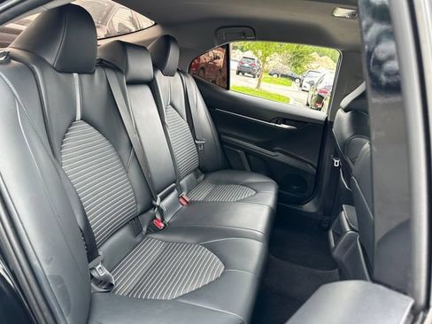 Used 2021 Toyota Camry SE FWD image 26