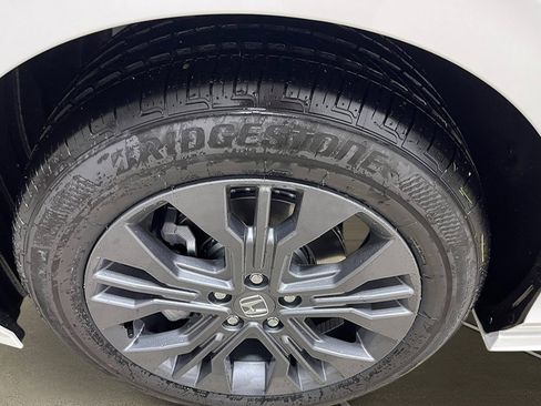 Used 2025 Honda Odyssey Touring image 10