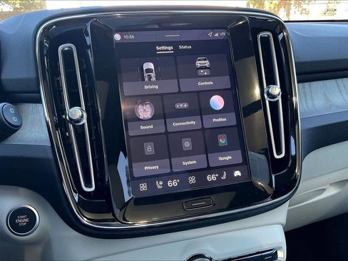 New 2026 Volvo XC40 B5 Plus w/ Protection Package Premier image 22