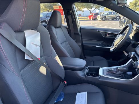 New 2025 Toyota RAV4 SE image 37