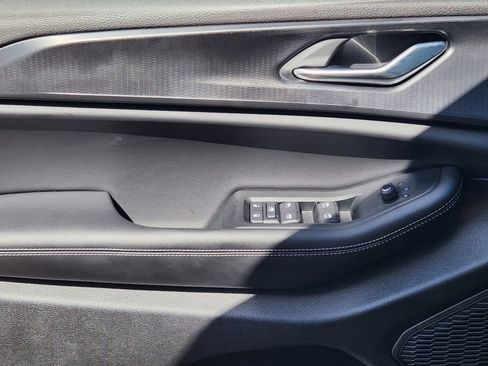 New 2025 Jeep Grand Cherokee L Laredo image 21