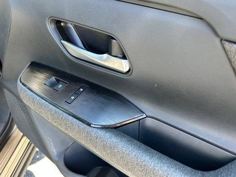 Used 2026 Nissan Kicks SV FWD image 19