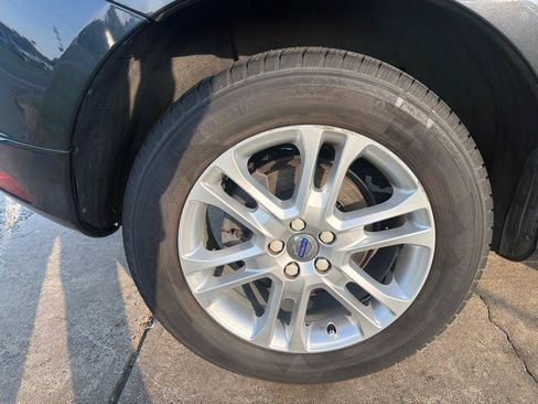 Used 2016 Volvo XC60 T5 Premier w/ Protection Package FWD image 38