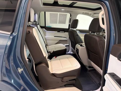 Used 2026 GMC Acadia Denali w/ Super Cruise Package AWD/4WD image 45