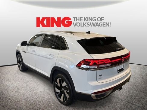 New 2025 Volkswagen Atlas Cross Sport SEL image 7