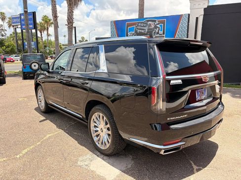 Used 2023 Cadillac Escalade Premium Luxury w/ Performance Package AWD/4WD image 16