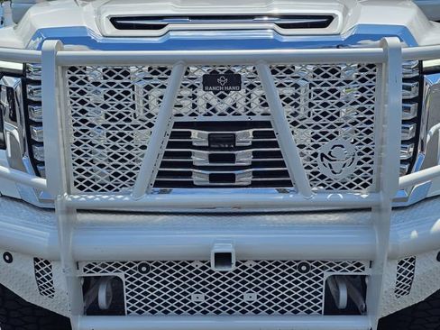 Used 2025 GMC Sierra 3500 Denali AWD/4WD image 3