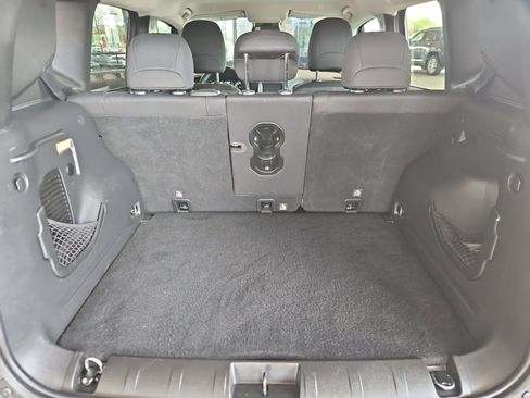 Used 2019 Jeep Renegade Altitude w/ Quick Order Package 2XM image 34