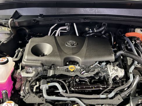 Used 2026 Toyota Grand Highlander XLE image 30