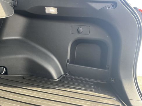 Used 2023 Toyota RAV4 XLE Premium image 25