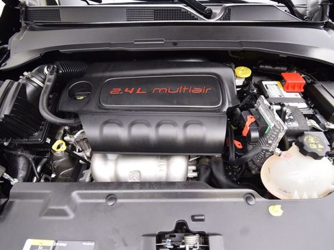 Used 2022 Jeep Compass Limited image 28