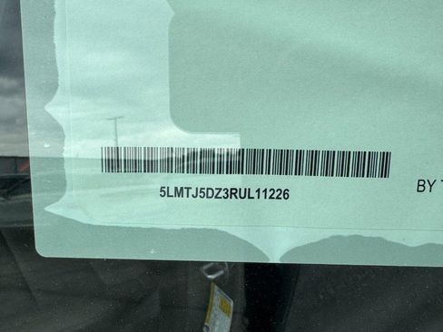New 2024 Lincoln Corsair Grand Touring w/ Equipment Group 301A image 28