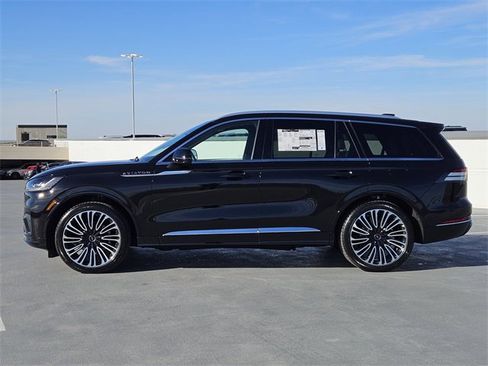 New 2026 Lincoln Aviator Black Label w/ Dynamic Handling Package image 4