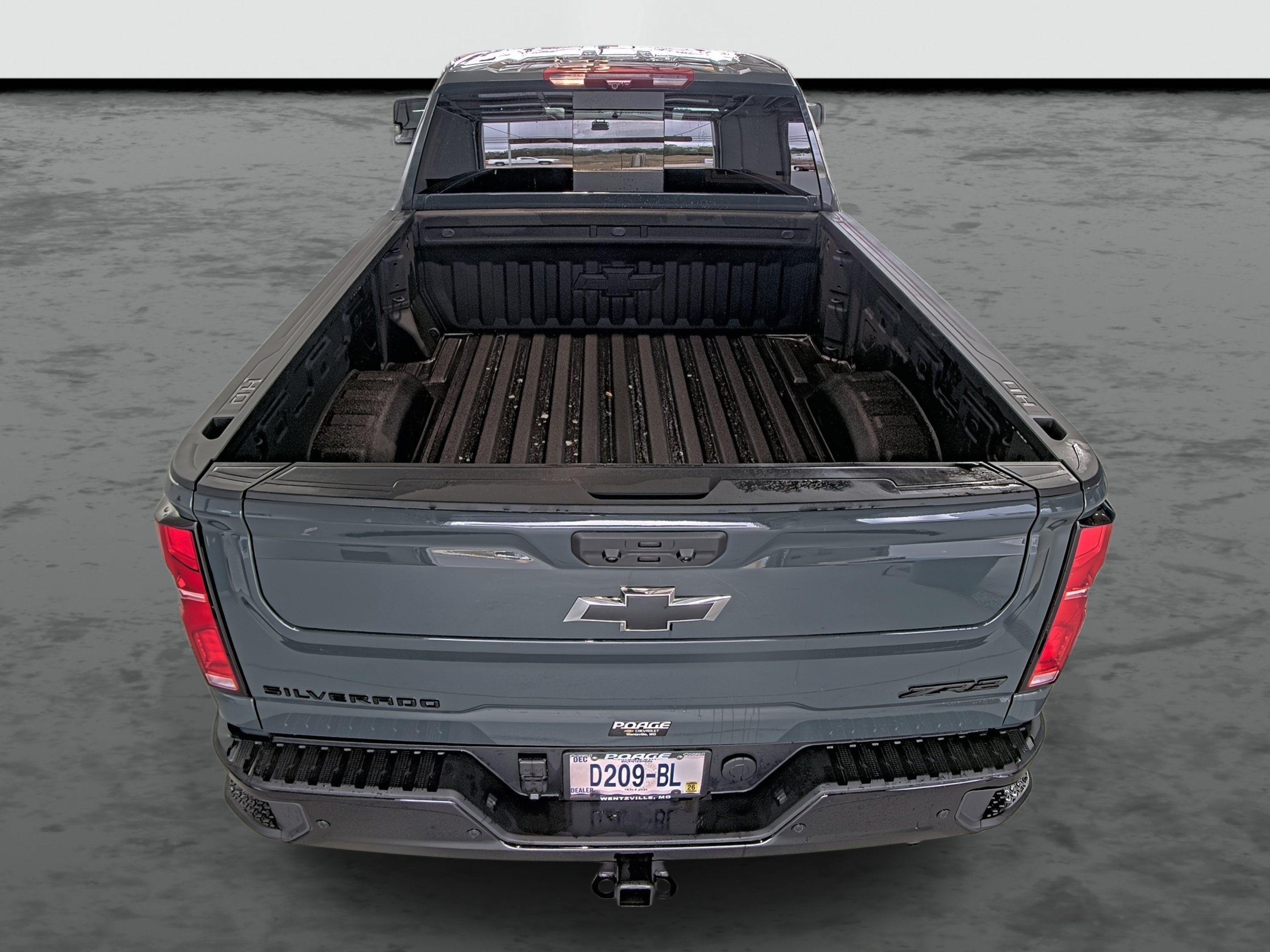 Used 2026 Chevrolet Silverado 2500 ZR2 w/ LPO, Dark Essentials Package AWD/4WD image 3
