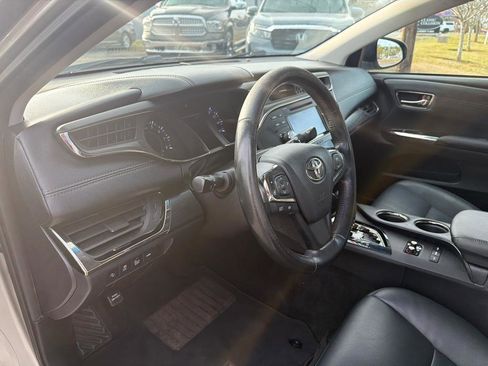 Used 2017 Toyota Avalon XLE image 21
