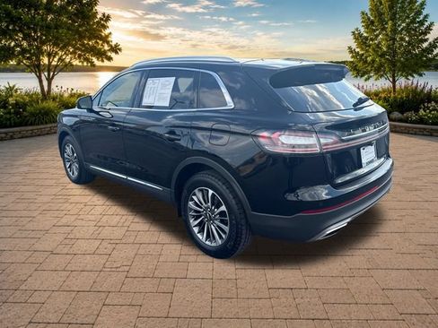 Certified 2023 Lincoln Nautilus AWD w/ Premium Package image 4