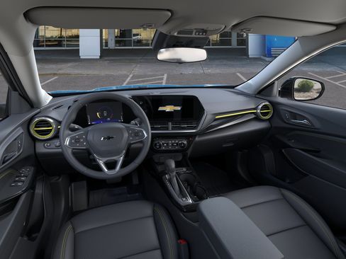 New 2026 Chevrolet Trax ACTIV w/ Driver Confidence Package FWD image 16