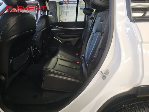 Used 2022 Jeep Grand Cherokee Limited 4xe AWD/4WD image 4