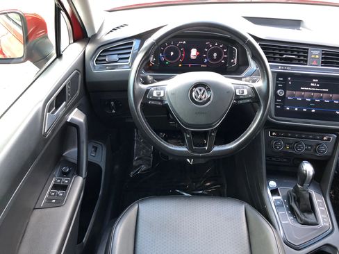 Used 2019 Volkswagen Tiguan SEL image 65