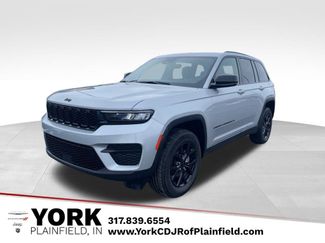 Used 2024 Jeep Grand Cherokee Altitude 360° Tour