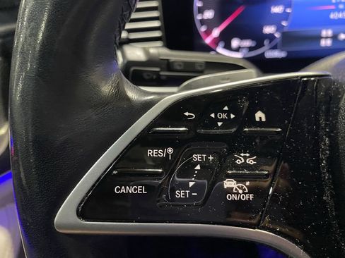 Certified 2024 Mercedes-Benz GLS 450 4MATIC image 11