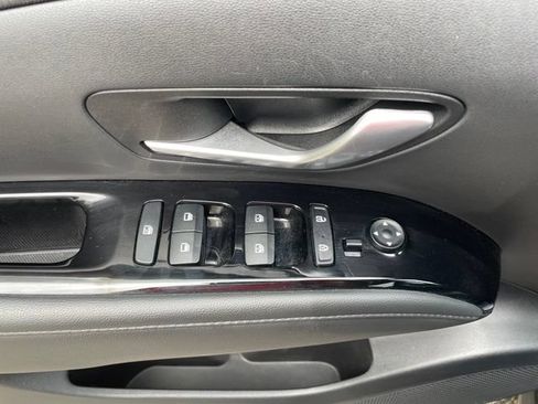 Used 2023 Hyundai Tucson Limited AWD/4WD image 16