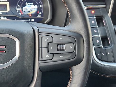 Used 2023 GMC Yukon AT4 w/ AT4 Premium Package image 28