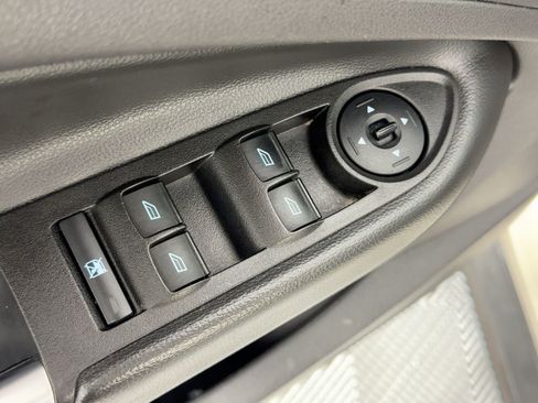 Used 2017 Ford Escape SE w/ SE Cold Weather Package image 13