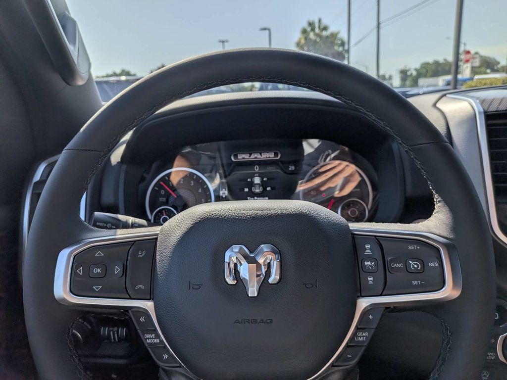 New 2026 RAM 1500 Big Horn AWD/4WD image 23