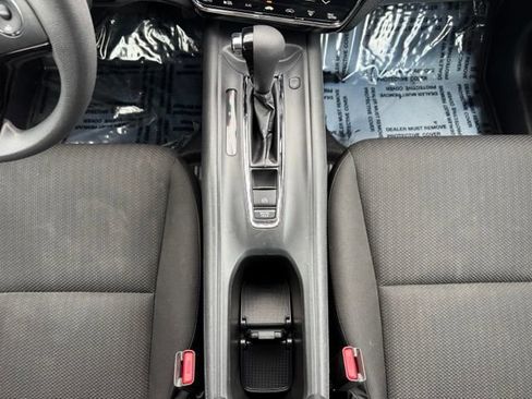 Used 2017 Honda HR-V EX image 25