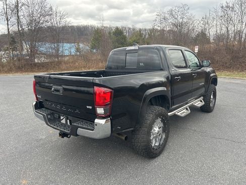 Used 2023 Toyota Tacoma SR5 image 2