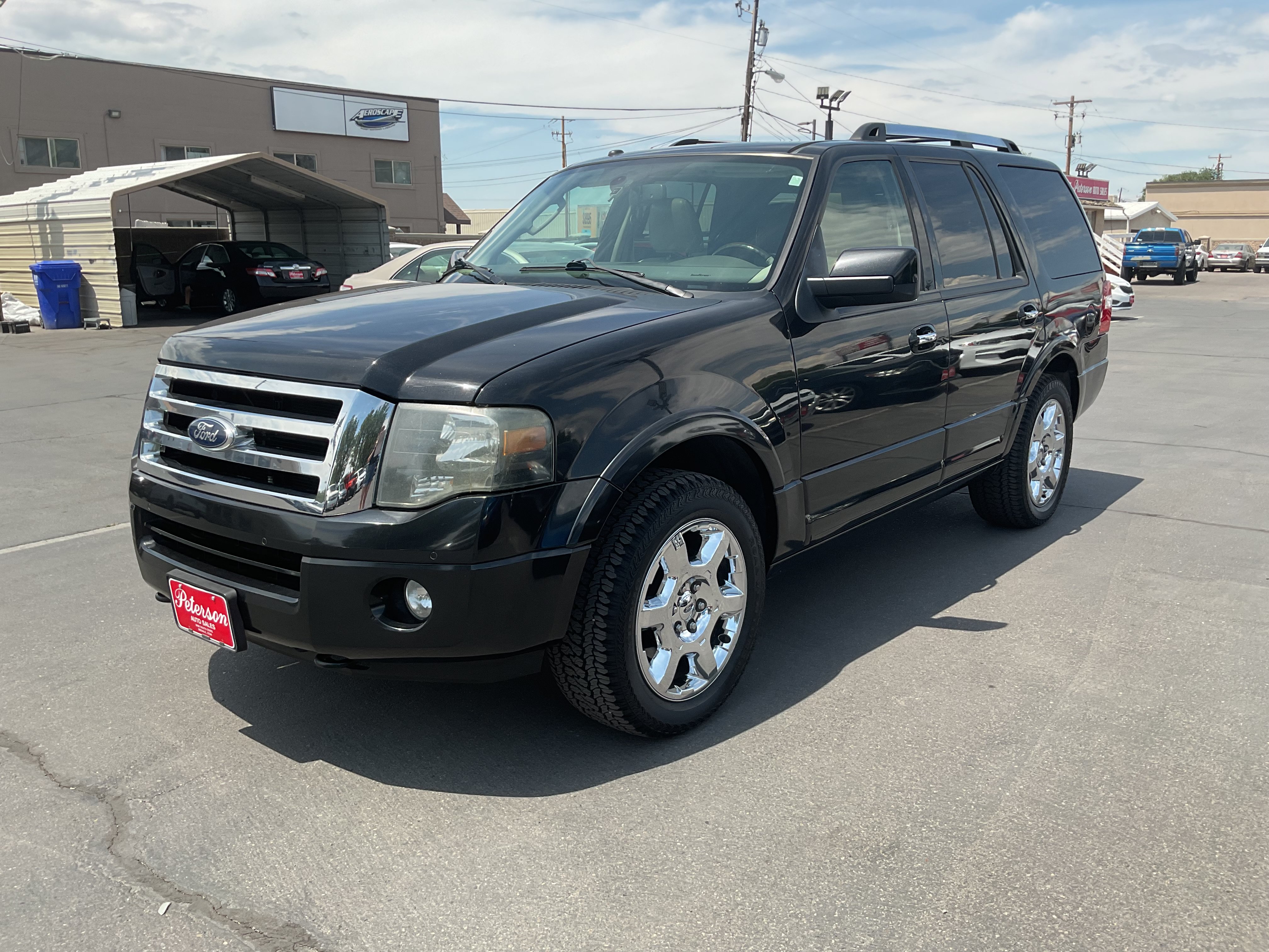 Used 2013 Ford Expedition Limited AWD/4WD image 2