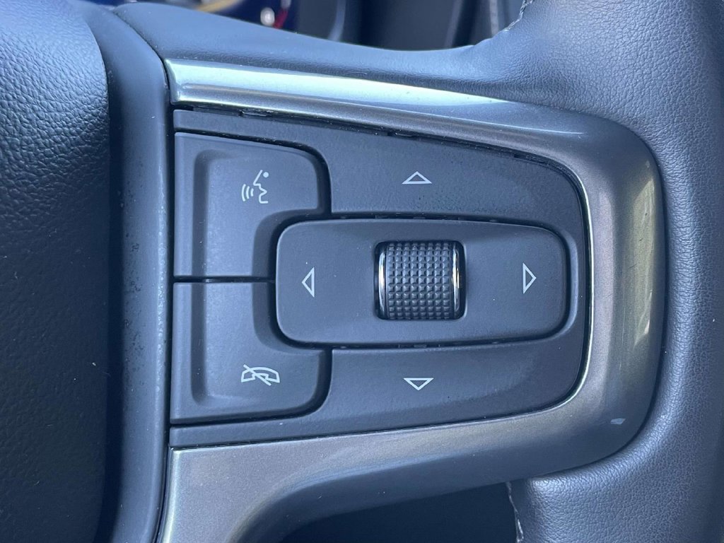 Used 2024 Chevrolet Tahoe Premier AWD/4WD image 30