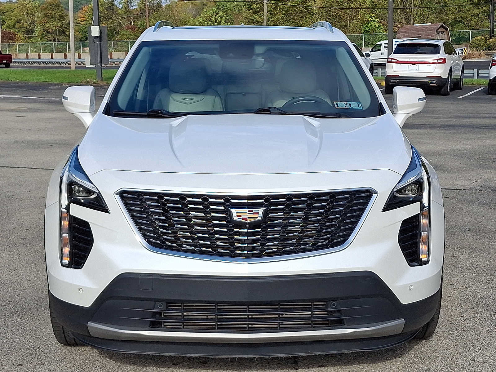 Used 2019 Cadillac XT4 Premium Luxury w/ Enhanced Visibility Package AWD/4WD image 2