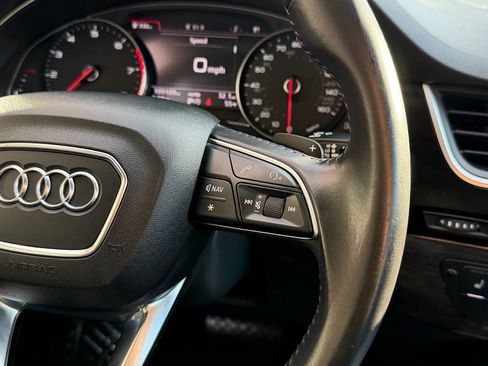Used 2017 Audi Q7 3.0T Premium image 22