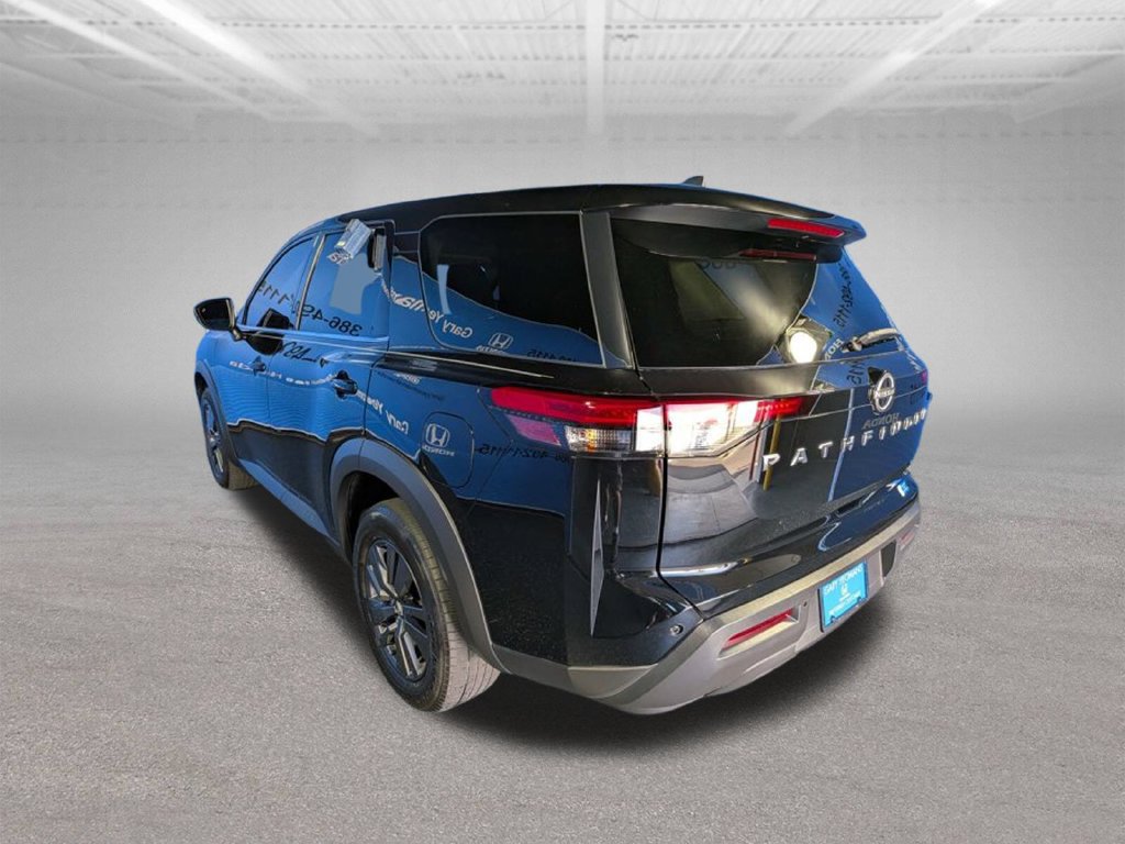 Used 2023 Nissan Pathfinder S AWD/4WD image 7