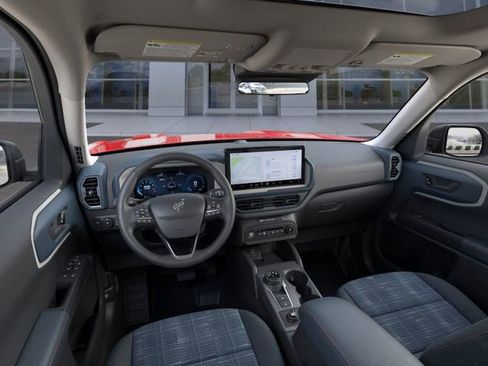 Used 2025 Ford Bronco Sport Heritage w/ Convenience Package image 9