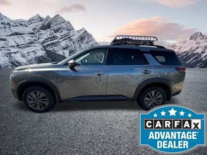 Used 2022 Nissan Pathfinder SV