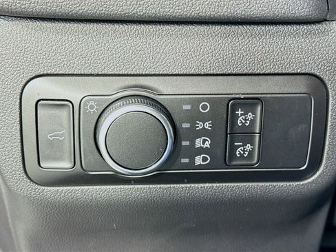 Used 2025 Ford Escape ST-Line w/ Tech Pack #1 image 10