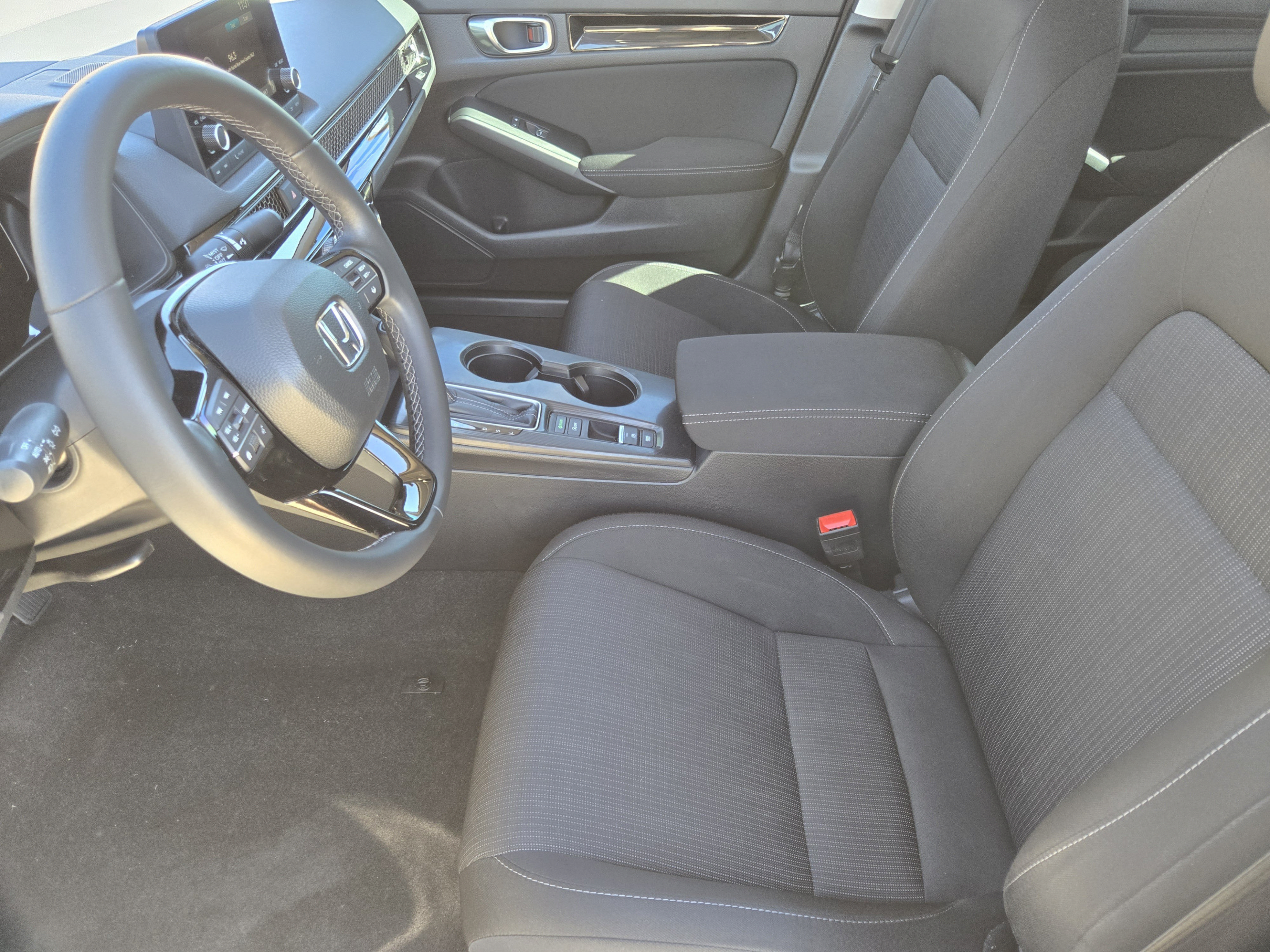 Used 2024 Honda Civic EX image 9