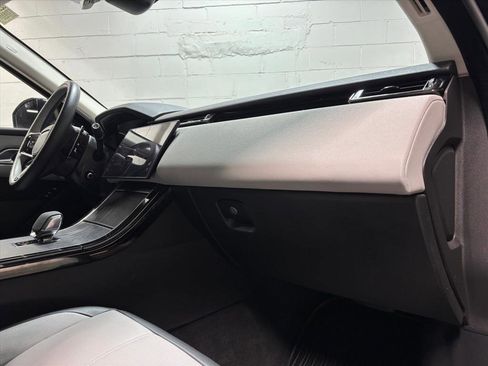 Used 2025 Land Rover Range Rover Velar Dynamic SE image 30