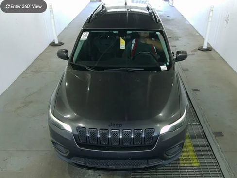 Used 2020 Jeep Cherokee Latitude Plus AWD/4WD image 4