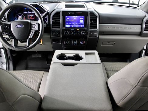 Used 2022 Ford F250 XLT w/ XLT Value Package image 25