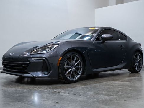 Used 2023 Subaru BRZ Limited image 3