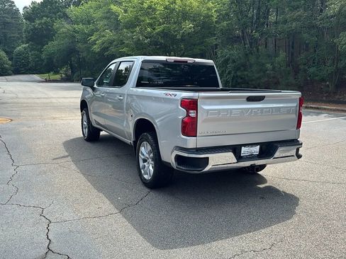 Used 2022 Chevrolet Silverado 1500 LT w/ Protection Package AWD/4WD image 7