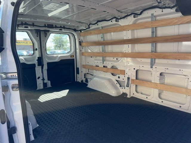Used 2025 Ford Transit 250 Low Roof w/ Exterior Upgrade Package RWD image 19