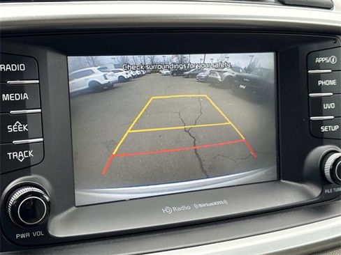 Certified 2018 Kia Sorento LX image 20