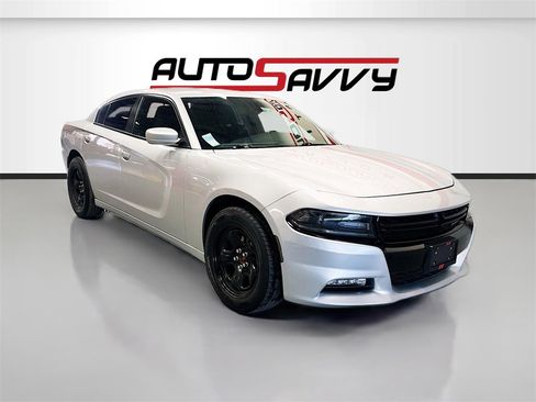 Used 2021 Dodge Charger SXT w/ Cold Weather Package image 1