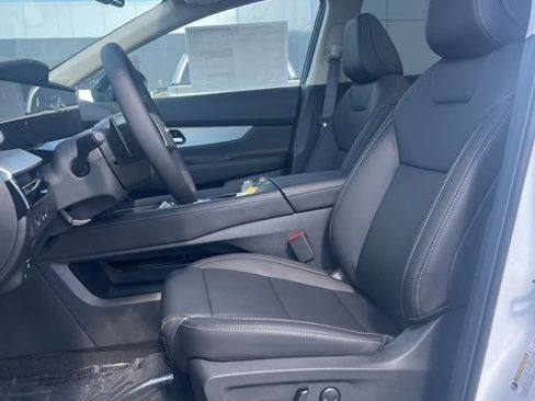 New 2025 Nissan Murano SL image 10