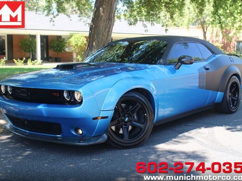 Used 2016 Dodge Challenger R/T Scat Pack RWD image 1